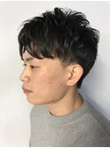 緩めパーマ×かきあげ前髪×ツーブロック