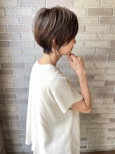 アース 福岡天神赤坂店(HAIR & MAKE EARTH) 【白髪ぼかし】