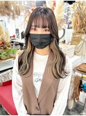 ホワイトベージュイヤリングカラー