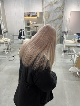 クリム(qulim) 【ホワイトベージュ】