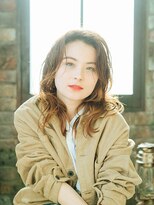 スタリー(Starry)&nbsp;セミロングカーリーウェーブ20代/30代/40代/ハレマチ通り