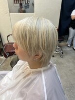 ミーテ(mi:te) ハイトーンウルフカット