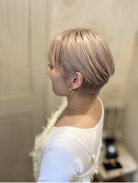 ヘアーリゾートガーデン 南林間店(Hair Resort Garden) ミルキーベージユのダブルカラー/フレンチバングショート