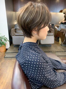 レイラバイアフロート 吉祥寺(Lila by afloat) 【畑中正敏】20代30代40代◎小顔丸みくびれショート、ボブ