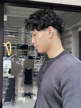 髪屋 紬 メンズ/メンズパーマ/メンズカット/シャドウパーマ