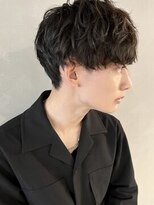 メンズミディアムショート×スパイラルパーマ