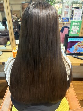 リワール 縮毛矯正専門店 コラーゲン入り縮毛矯正