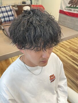 スウェル 稲毛店(Swell) サーフカール/フェザーパーマ/ブルーブラック/稲毛駅/眉毛