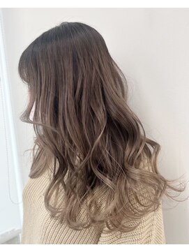 エル(L by truecreation) 韓国/髪質改善/ブリーチ/ダブルカラー/カラー/学割U24/春日部