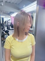リノ(RLINO)&nbsp;【名古屋/栄】ボブカット/ブリーチ/ミルクティーベージュ