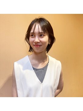 シーア(ciia) シースルーバング×ミニマムボブ