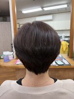 ヘアーズ サエミ ショートボブでえり足スッキリ♪