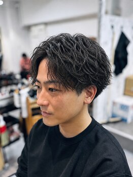 マジック 関目店(magic)の写真/《新規★カット+TR+眉カット￥3,500》マンツーマン施術であなたの希望を叶えます☆22時まで営業しています!