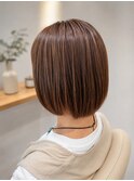 艶感ブラウン×丸みボブ