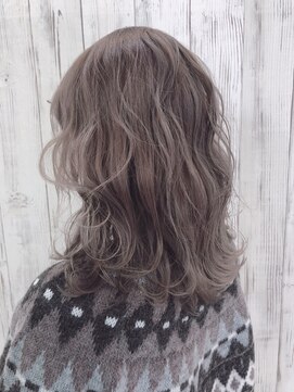 ヘア ドレス リッケ(hair dress lykke) 【lykke】レイヤーミディ×Fairy ash