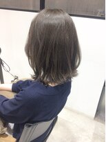 ビヨウシツ ポスタ&nbsp;ミディアムボブ　正木ゆかり