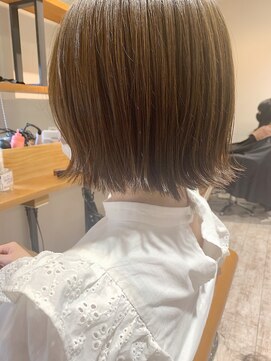 ココナ ヘア メゾンプリュス(cocona hair maison+) 切りっぱなしボブ