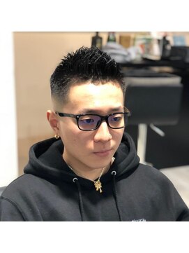 メンズ ヘアープロデュース フェード(Men’s hair produce FADE) スキンフェード