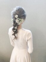 シーナ(scena)&nbsp;かすみ草ヘアアレンジ