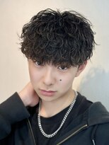 リヴ オオサカ(LIV OSAKA)&nbsp;波巻きパーマ　波巻きスパイラル　プードルパーマ　マッシュ