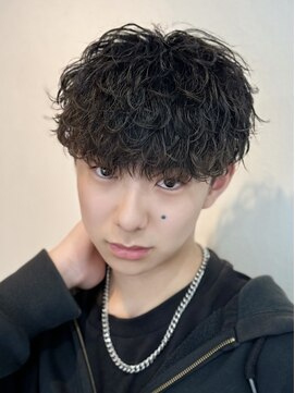 リヴ オオサカ(LIV OSAKA) 波巻きパーマ　波巻きスパイラル　プードルパーマ　マッシュ