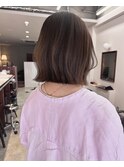 【Lookat】20代30代40代ウェーブボブ切りっぱなし外ハネベージュ