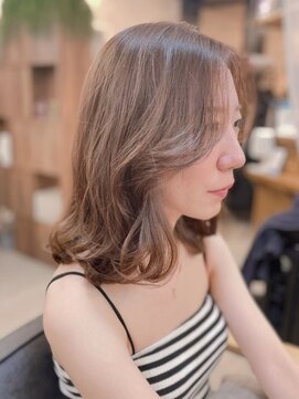 サンズ(SUNS) ミディヘアスタイル