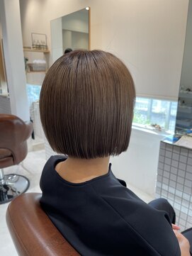 ファスナーグランデ(fustener grande) ミニボブ×ベージュ