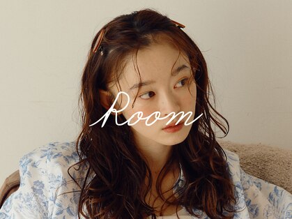 ルーム 烏丸(Room)の写真