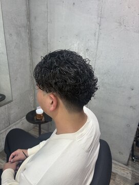 オールバックパーマ