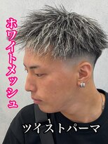 ルースト 心斎橋店(ROOST) MEN’S HAIR/サーフカール/刈り上げセンターパート/心斎橋