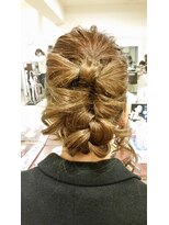 ヘアメイク アンク&nbsp;可愛いアップスタイル