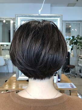 ウィービーパセリ atre川越店(WE BE PARSLEY) 耳かけショートボブ 担当 菊池健一郎