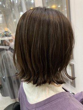 エスカーラ 表参道(THE ESCALA) 切りっぱなしボブレイヤー【タビラマユミ】