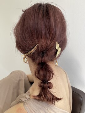 リコ ヘアアンドリラクゼーション 名駅店(LICO HAIR＆RELAXATION) ローポニーアレンジ by 森魅久菜