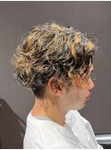 波巻きスパイラル ミディアムツーブロック ハイライトメッシュ