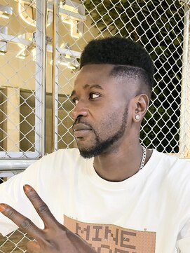 フジヤマ バーバー ショップ(FUJIYAMA BARBER SHOP) フェードスタイル