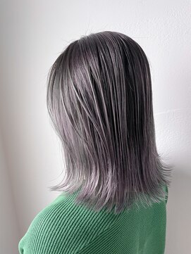 シーバイラヴィズム けやき通り2号店(Sea by LUVISM) シルバー系バレイヤージュ