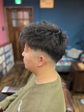 クレイジーバーバー(CRAZY BARBER) ツーブロックアップバングショートSTYLE