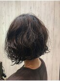 愛されショートボブ艶髪くびレイヤーエモージュグレーアッシュ