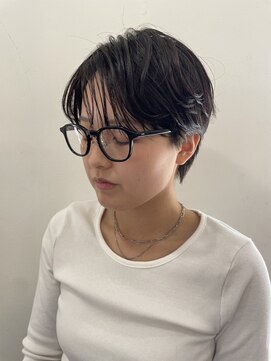 ヘアーアンドメイクアップモパ ショートカット