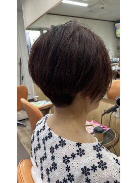 美容室リュミエール アシンメトリーショート