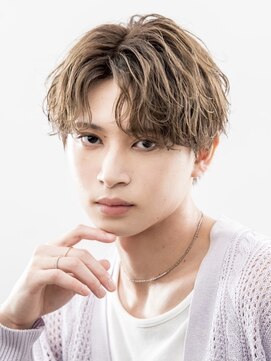 オーシャントーキョー シブヤジンナン(OCEAN TOKYO shibuya JINNAN) スプリングミルクティーセンターパート波巻きパーマ