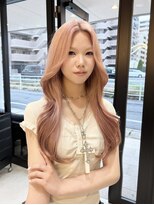 髪屋 紬&nbsp;ホワイトピンク ／ レイヤーカット  顔周りレイヤー