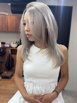 フォワバイベル 都賀店(Foi by Belle)&nbsp;ホワイトシルバー×レイヤーカット☆