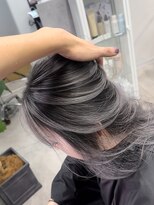 ラピス 福岡天神店(Lapis)&nbsp;シャドウルーツ/バレイヤージュ/グレー/シルバー/ホワイト