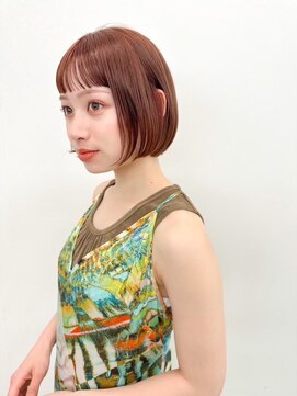 HIBIO【ヒビヲ】天神警固/ブリーチ/ダブルカラー/レイヤーカット/ボブ【4月15日OPEN】 ショートボブ切りっぱなしボブタッセルボブミルクティーベージュ