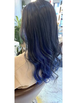 トモズヘアデザイン(Tomo's Hair Design) インナーインディゴブルー