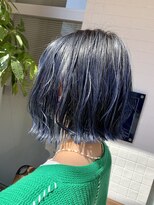 ザデイ(THE DAY) 個性派ネイビーカラー！