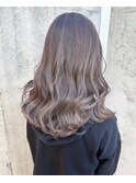 【打越】セミロング×パールグレージュ